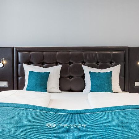 לודוויגסהאפן אם ריין Rheincity Hotel & Boardinghouse מראה חיצוני תמונה