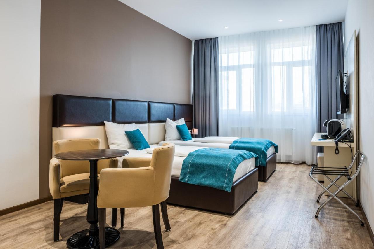 לודוויגסהאפן אם ריין Rheincity Hotel & Boardinghouse מראה חיצוני תמונה