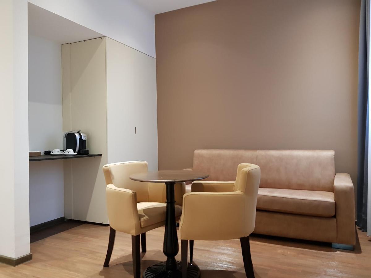 לודוויגסהאפן אם ריין Rheincity Hotel & Boardinghouse מראה חיצוני תמונה
